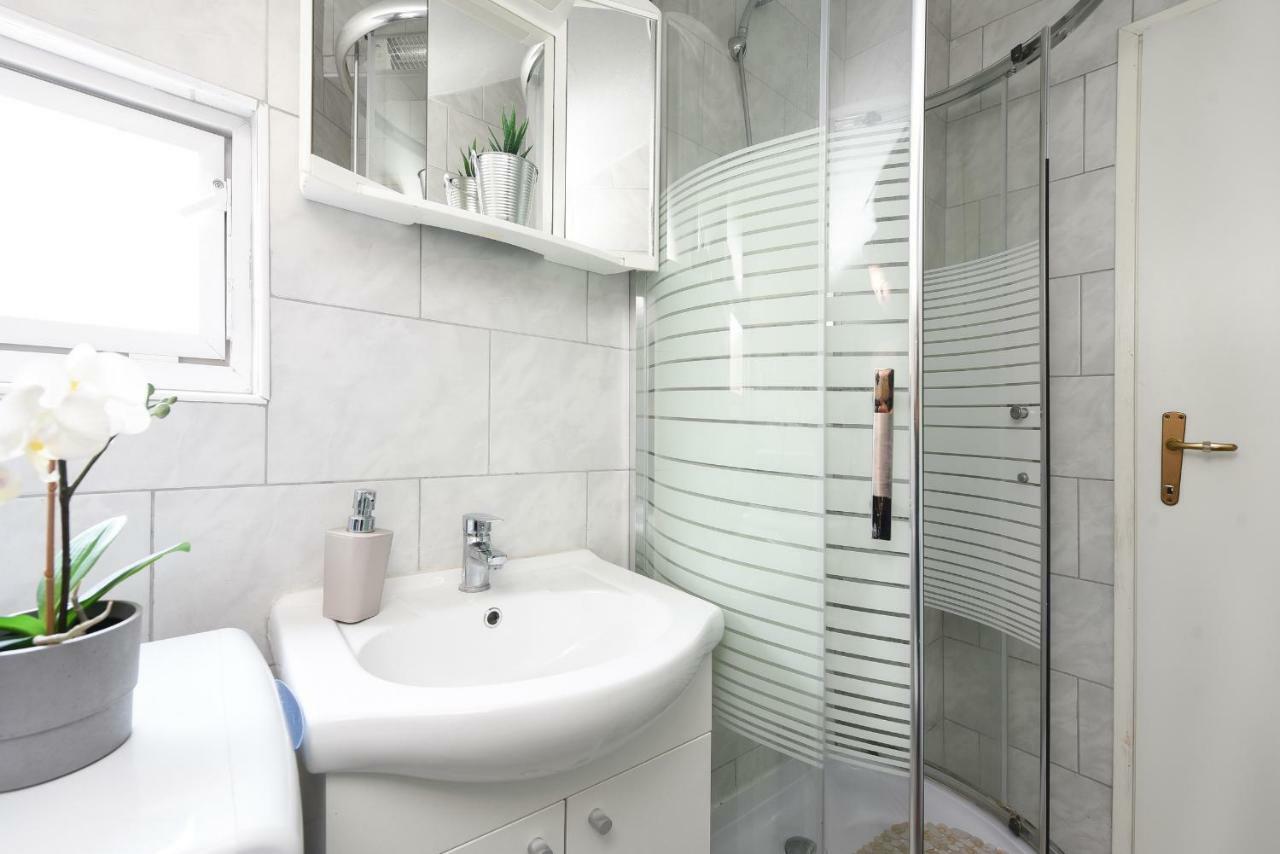 Damant Apartment Zadar
