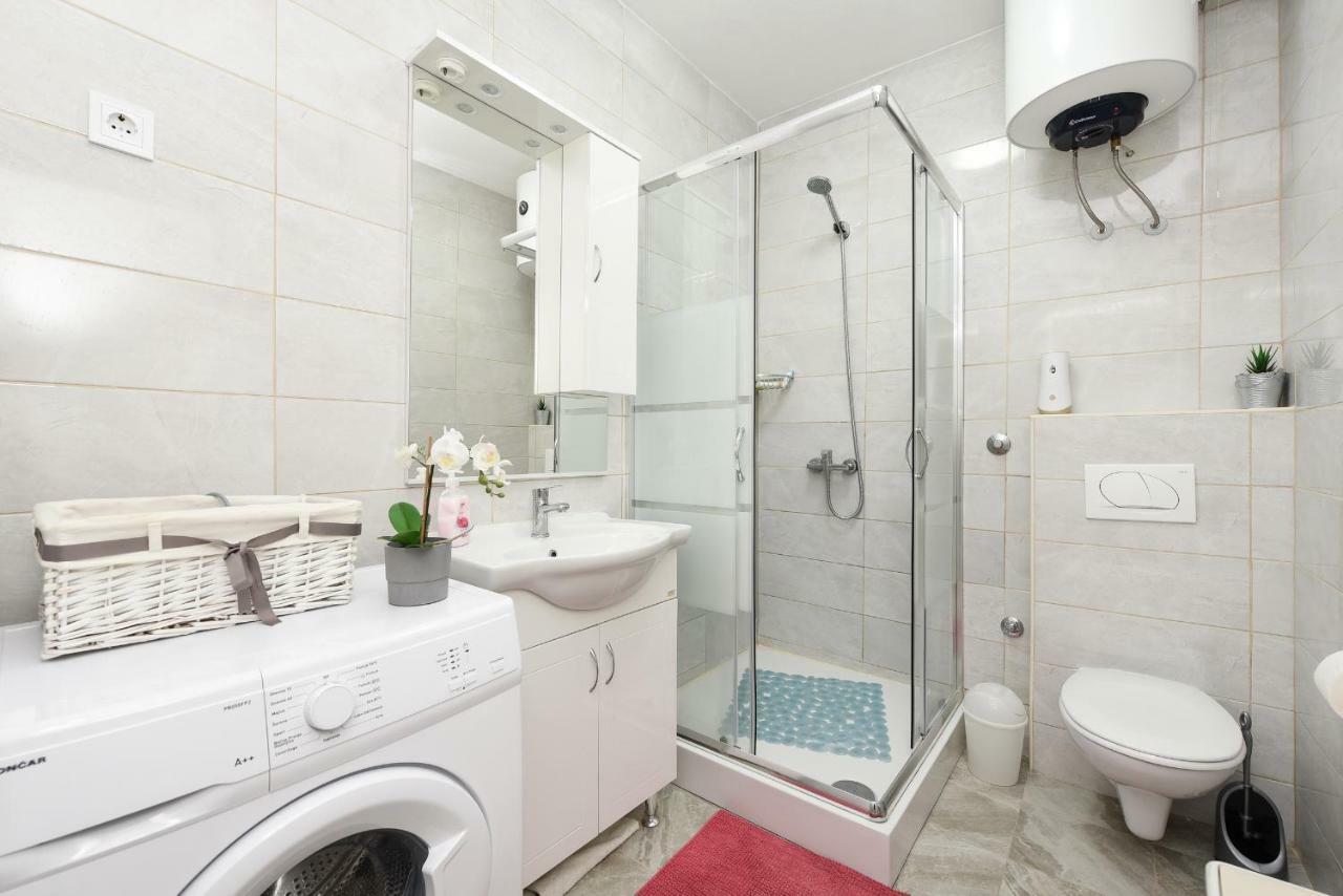 Damant Apartment Zadar